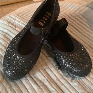 Girls Bloch glitter tap shoes